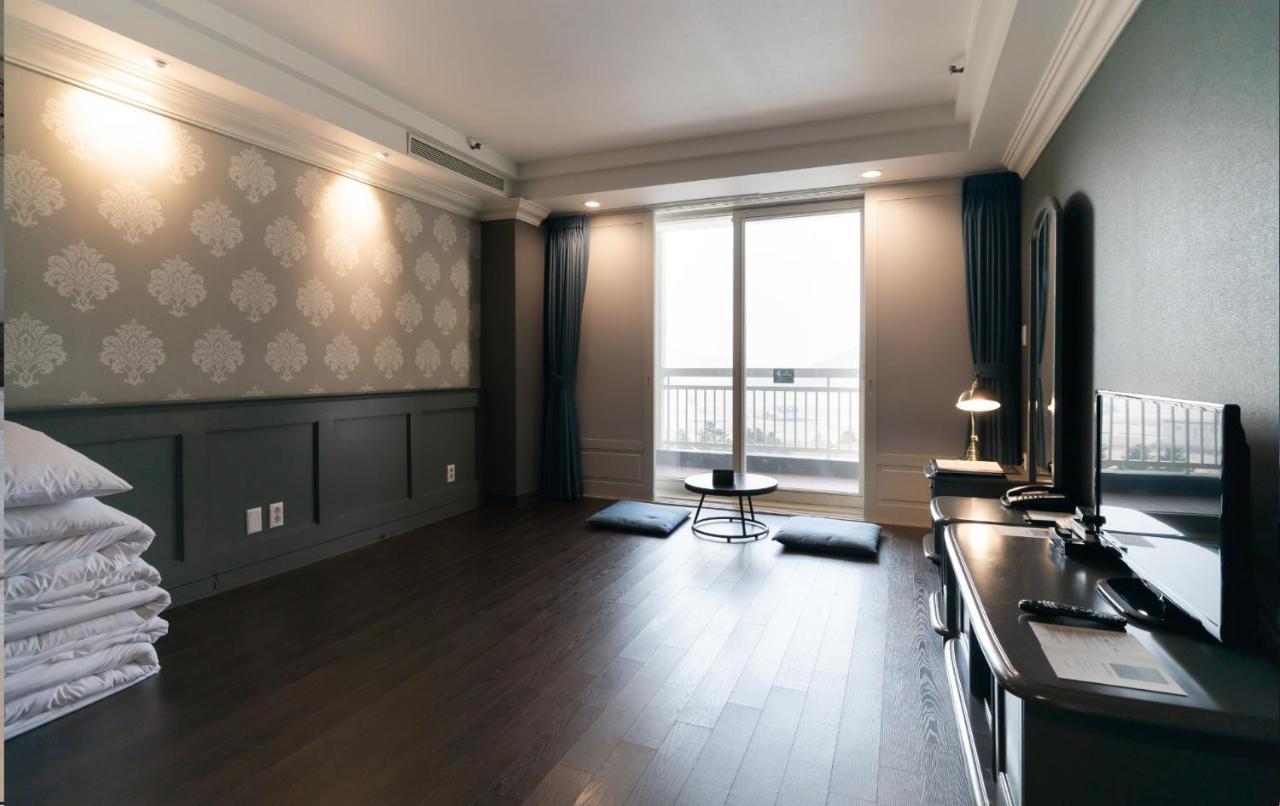 Kensington Hotel Pyeongchang Bagian luar foto