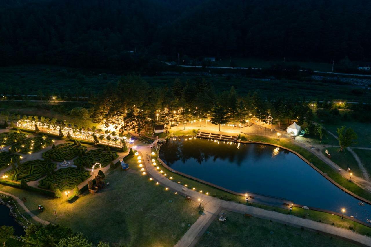 Kensington Hotel Pyeongchang Bagian luar foto
